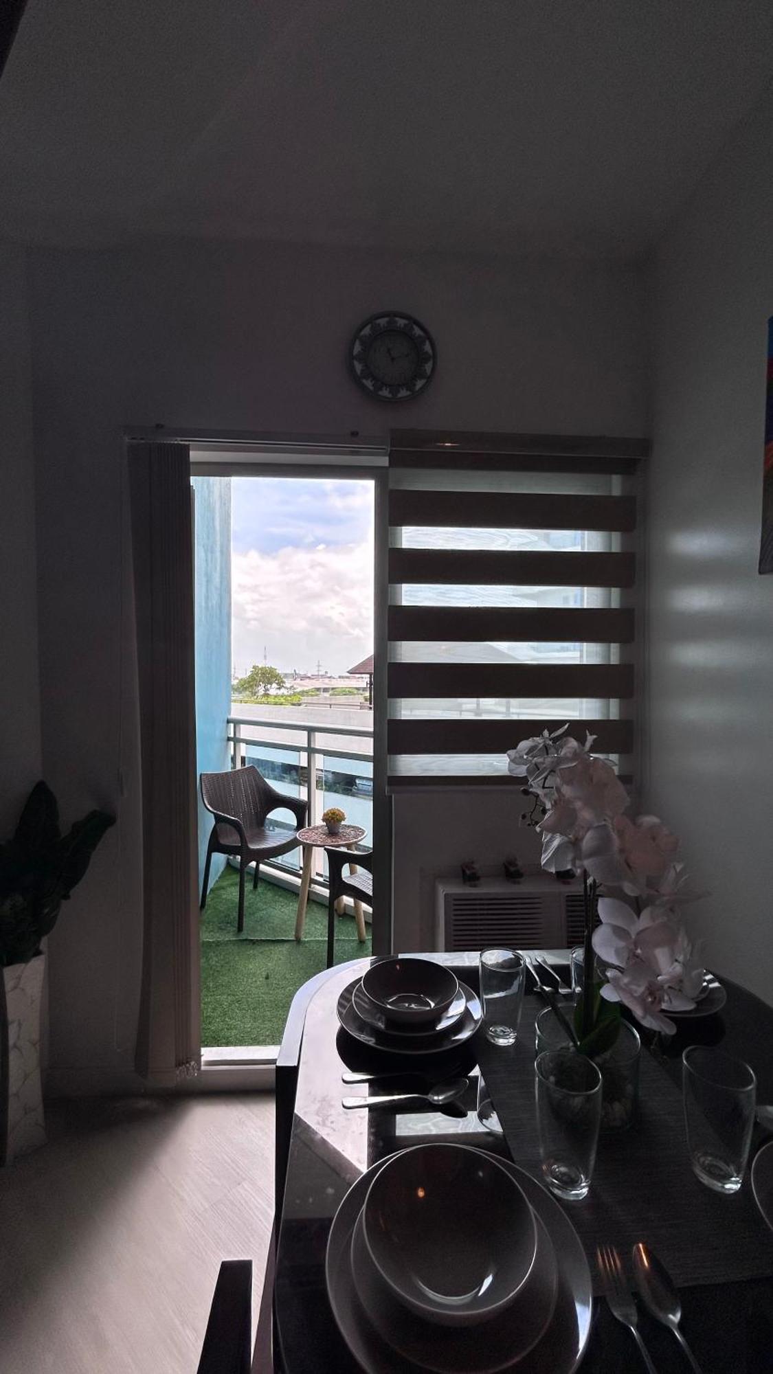 Kurlix Suites Of Azure North San Fernando  Zewnętrze zdjęcie